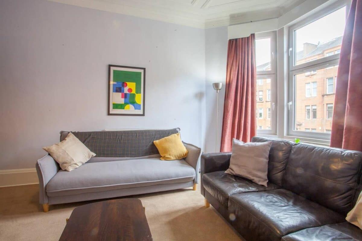 Modern, Light-Filled And Sleek West End Apartment Glasgow Exterior photo